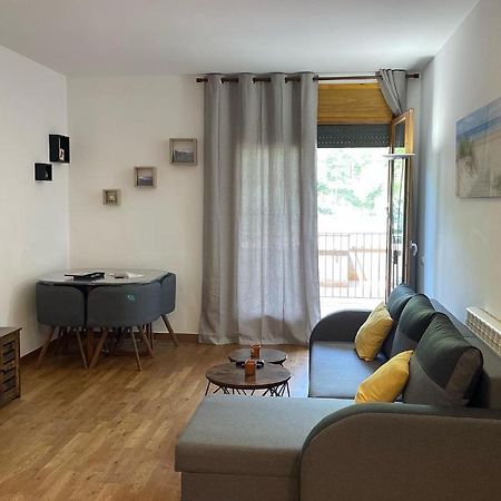 Appartamento Precioso cálido apartamento en Sort con terraza Esterno foto