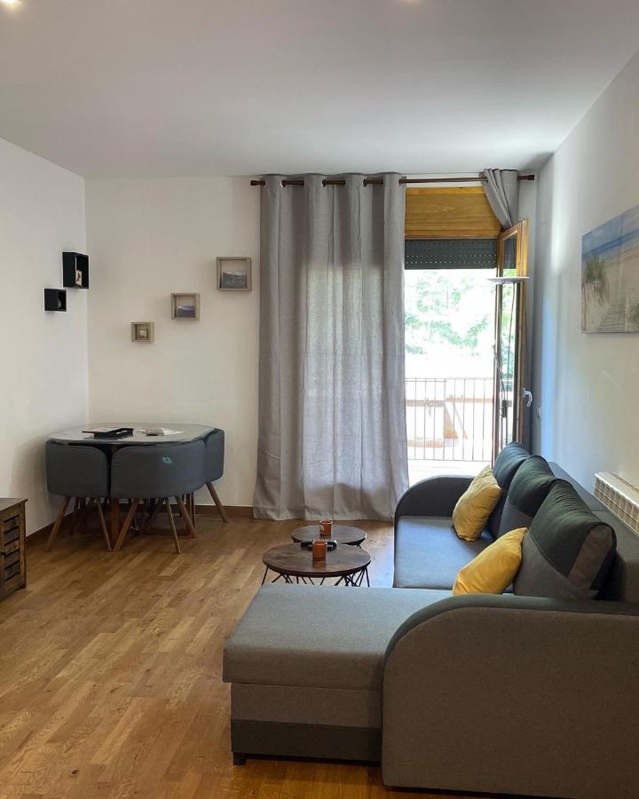 Appartamento Precioso cálido apartamento en Sort con terraza Esterno foto
